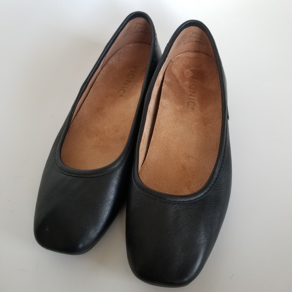 Vionic Womens Orinda Black Solid Leather Ballet Flats Slip On Dress Sz 5 Square